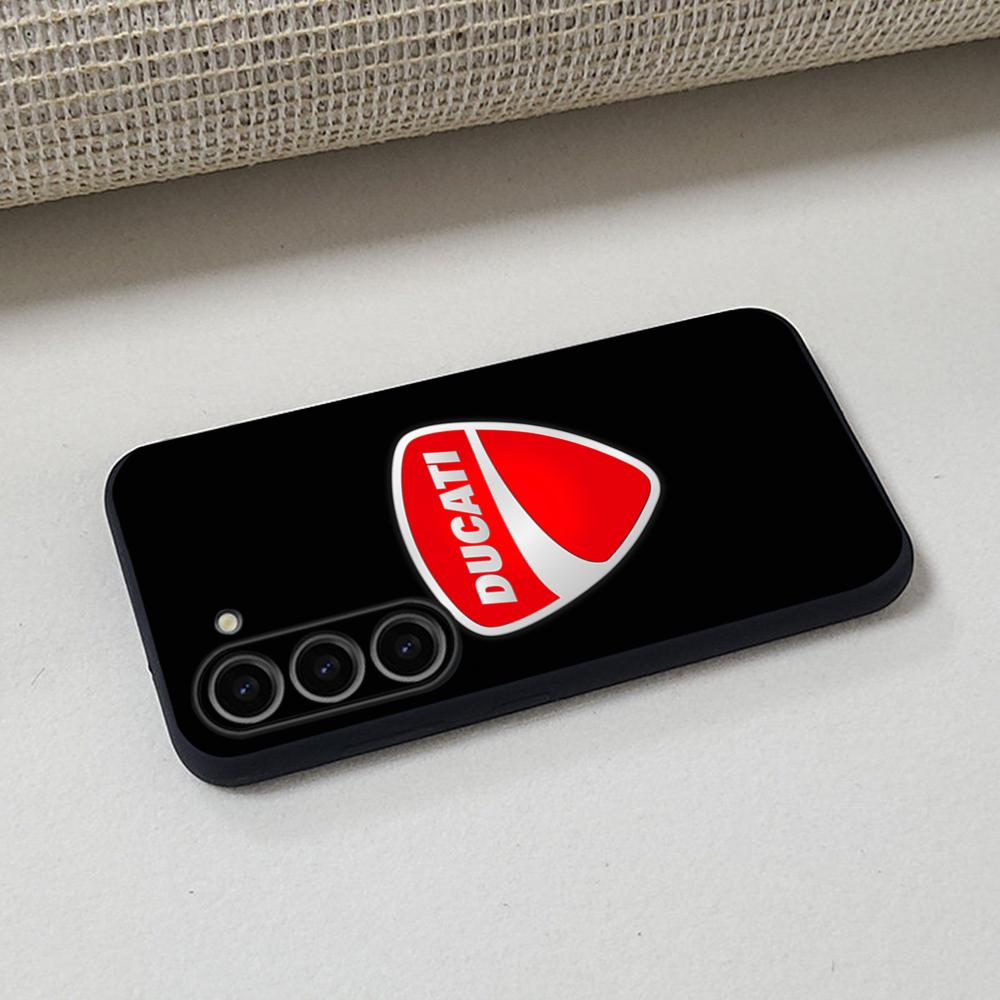 Cool D-Ducaties-I fashion desi - Samsung Galaxy S25 review and price