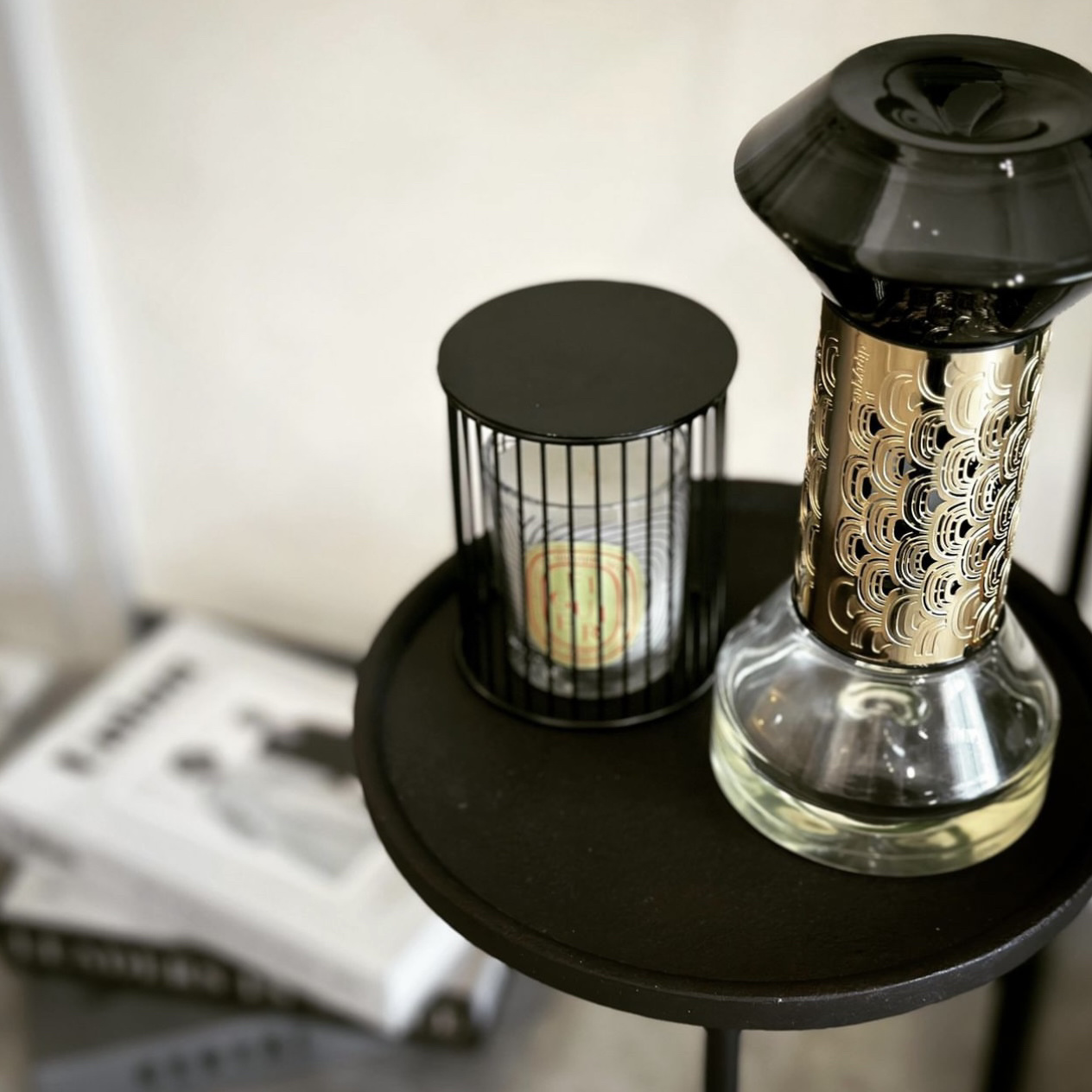 Diptyques Hourglass Diffuser B - Luxury Lifestyle Items review and price