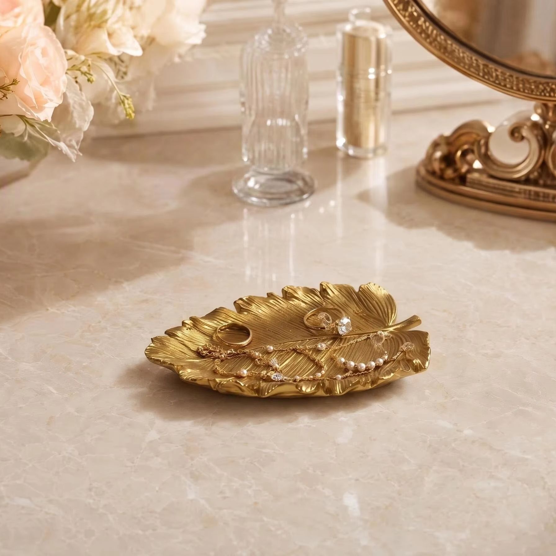 Light Luxury Golden Leaf Stora - Luxury Lifestyle Items review and price
